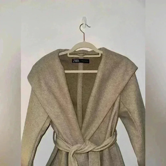 Zara Hooded Coat in Beige, worn once - Picture 4 of 6